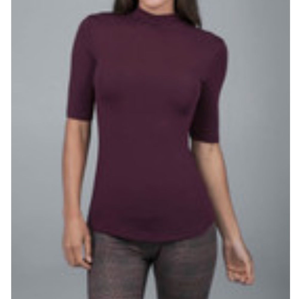 Kira Grace Mockneck Yoga Tee Plumberry Size S 4-6 NWT